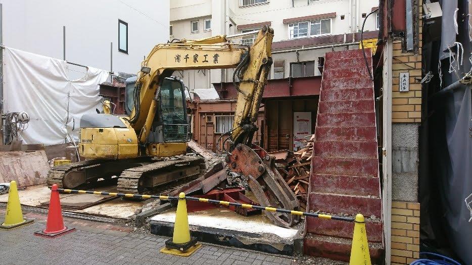 さいたま市浦和区仲町鉄骨造三階建て店舗兼住宅解体工事